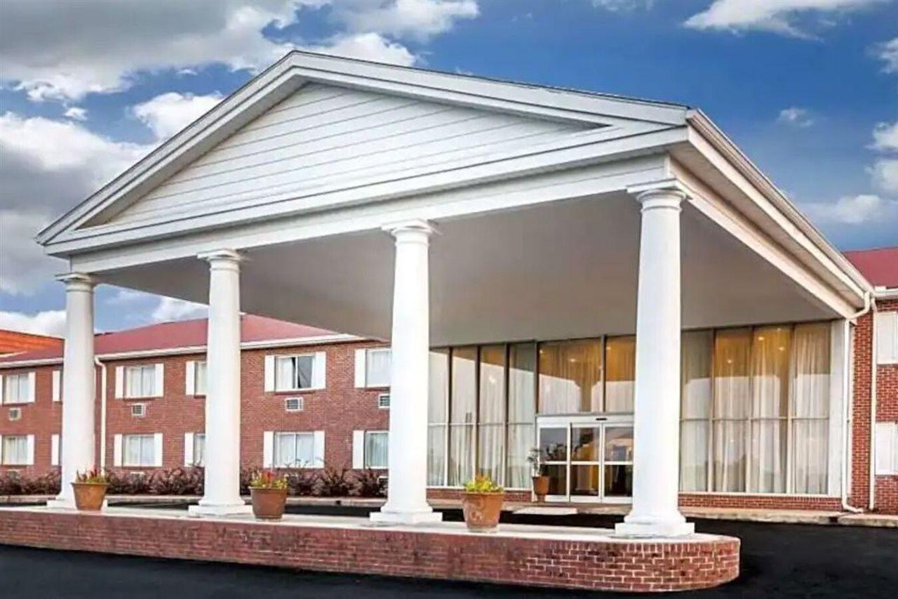 Americas Best Value Inn Phenix City Eksteriør billede