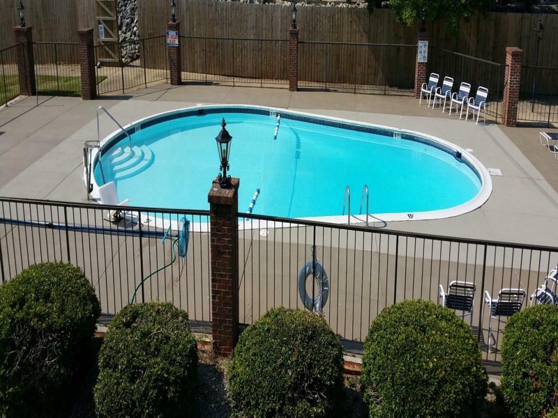 Americas Best Value Inn Phenix City Eksteriør billede
